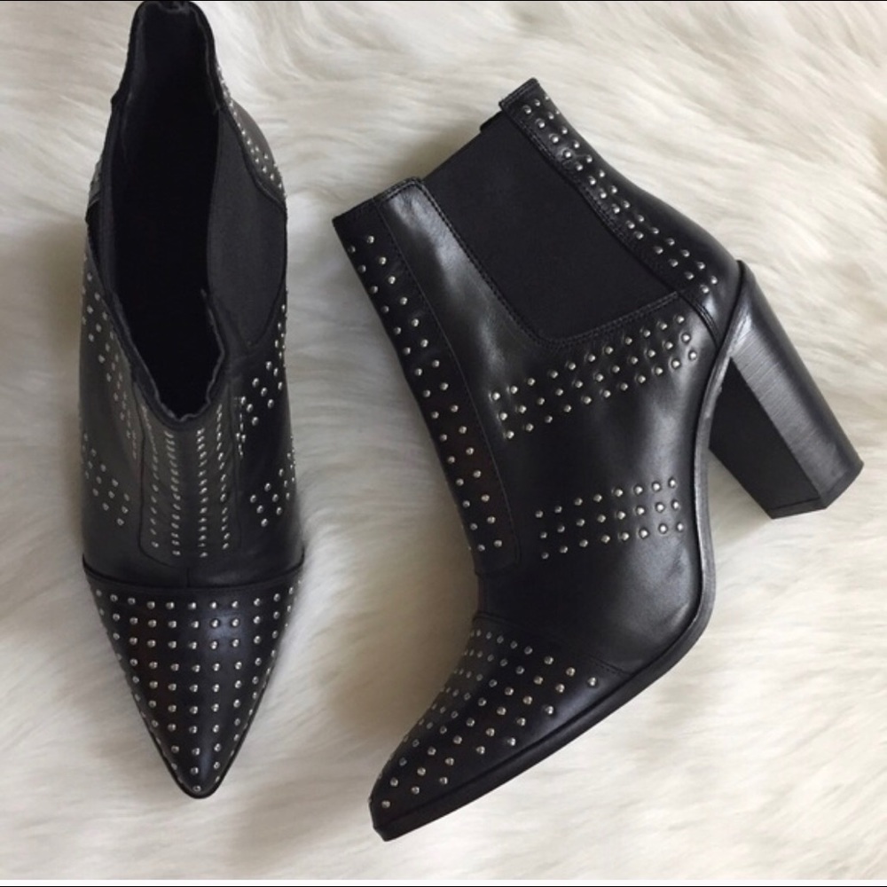 Super cute studded bootie by Topshop!